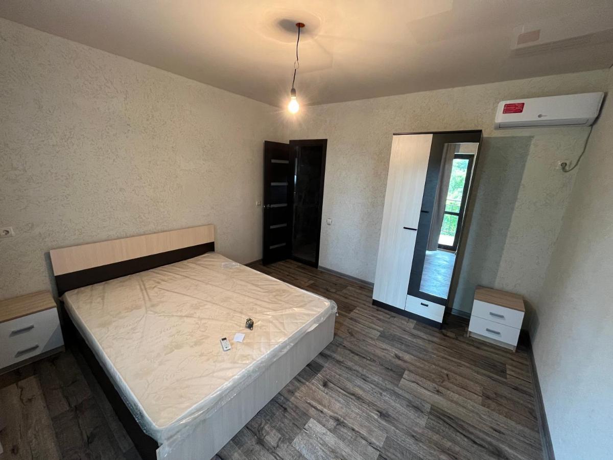 Леон Hotel Gagra Ngoại thất bức ảnh